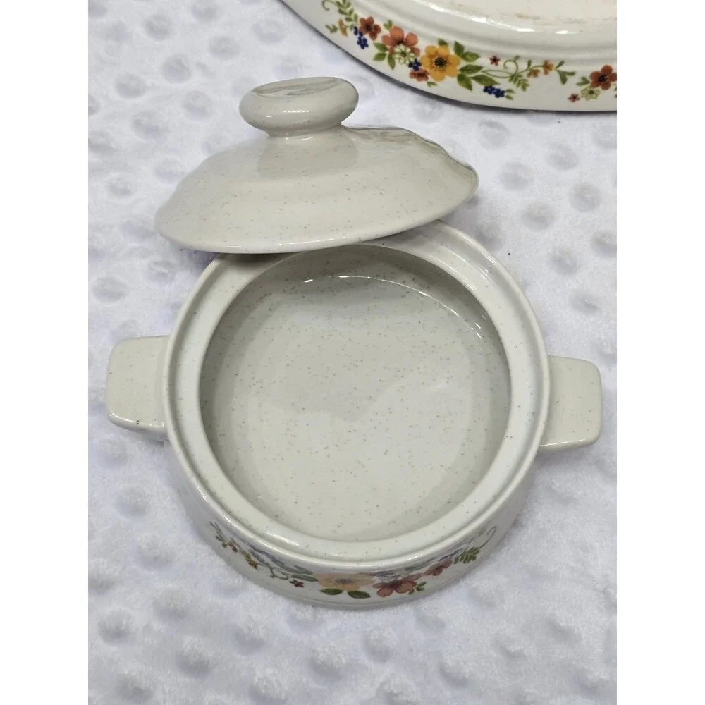 Vintage Floral Personal Cassarole Oven Proof Baking Dishes Made Japan Stoneware
